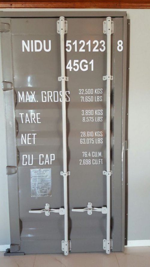 Projeto Especial - Porta de Container 2